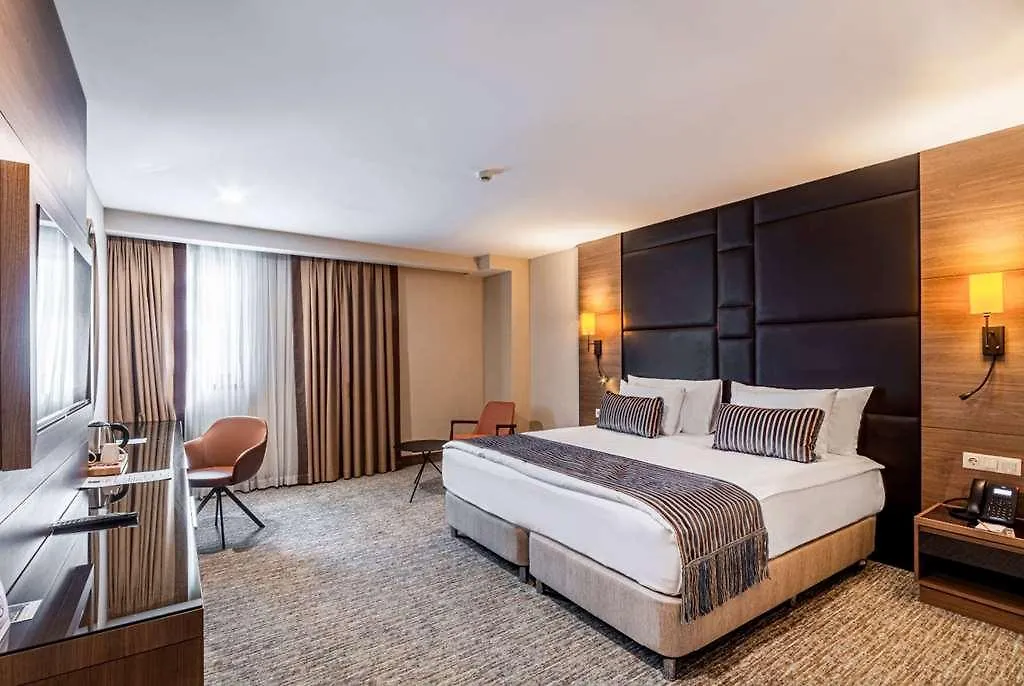 מלון Tryp Istanbul Sisli