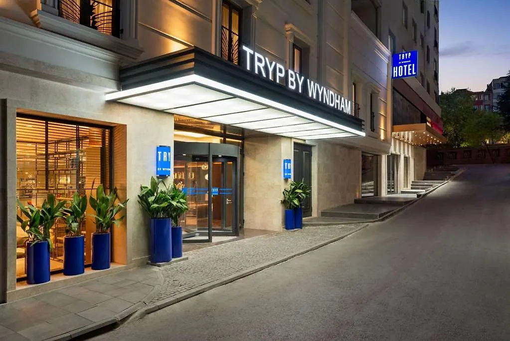 Tryp Istanbul Sisli Hotel 0*,
