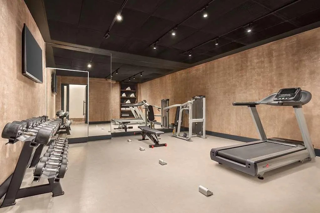 Hotel Tryp Istanbul Sisli 0*,